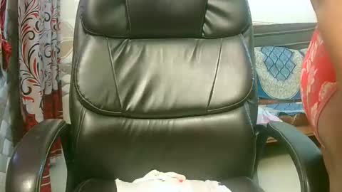 Snapshot of dipa2345 chatting on 9, 10, 2025 dipa2345 online show from 9, 10, 2025