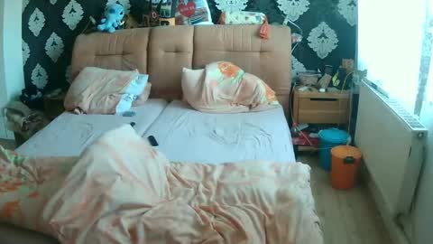 Adam Carla online show from 8, 2, 2025