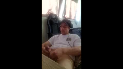 Snapshot of dirkdigglerofficial chatting on 11, 6, 2026 dirkdigglerofficial online show from 11, 6, 2026