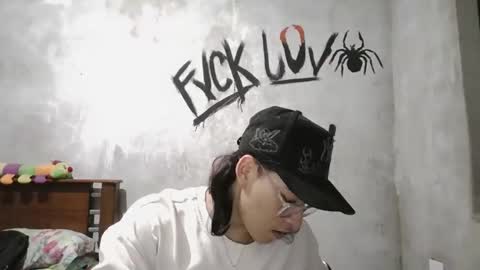 dirty model online show from 4, 4, 2026