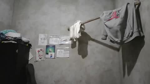 dirty model online show from 17, 4, 2026