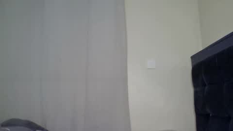 Snapshot of dirtybugg chatting on 4, 5, 2026 dirtybugg online show from 4, 5, 2026