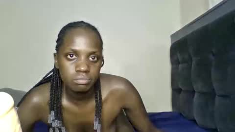 Snapshot of dirtybugg chatting on 8, 6, 2026 dirtybugg online show from 8, 6, 2026