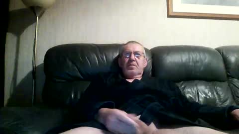 Snapshot of discovery63 chatting on 1, 1, 2025 discovery63 online show from 1, 1, 2025