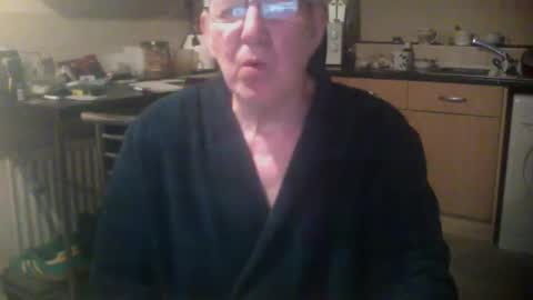 Snapshot of discovery63 chatting on 12, 1, 2025 discovery63 online show from 12, 1, 2025