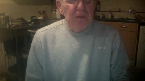 Snapshot of discovery63 chatting on 11, 2, 2025 discovery63 online show from 11, 2, 2025