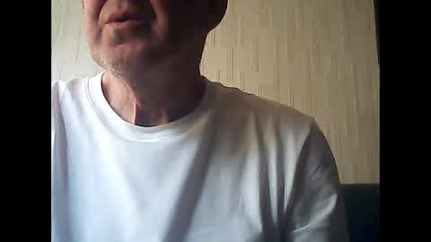 Snapshot of discovery63 chatting on 8, 6, 2026 discovery63 online show from 8, 6, 2026