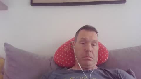 Snapshot of disney0988 chatting on 26, 10, 2025 disney0988 online show from 26, 10, 2025