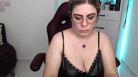 Diva online show from 21, 2, 2025