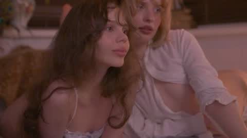 Eva and Lucia online show from 11, 6, 2026
