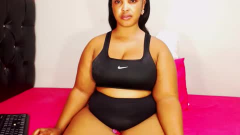 divinebooty93 online show from 4, 2, 2026