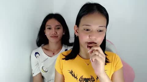 Snapshot of divinegoddness chatting on 1, 5, 2026 Crystal mae online show from 1, 5, 2026