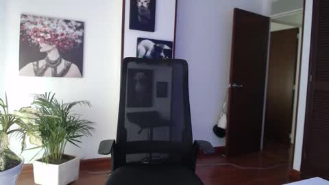 Hera online show from 3, 2, 2026