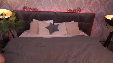 Snapshot of divinejasss chatting on 27, 2, 2025 DivineJasss online show from 27, 2, 2025