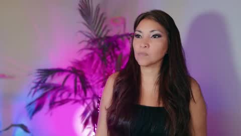 DivineLynn online show from 15, 6, 2026