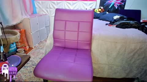 Jade Divyne online show from 6, 12, 2024