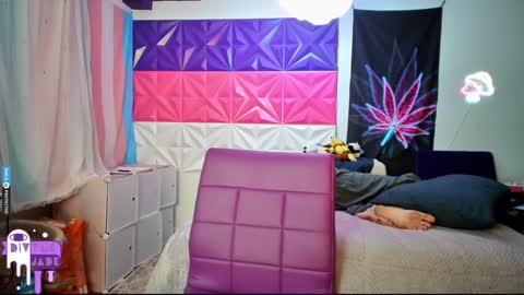 Jade Divyne online show from 7, 12, 2024