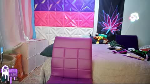 Jade Divyne online show from 9, 12, 2024