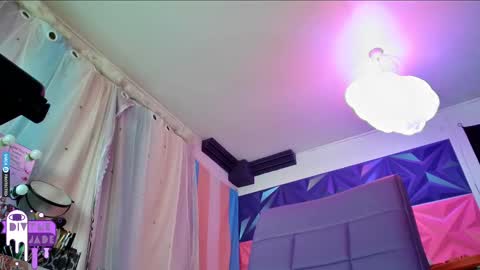 Jade Divyne online show from 3, 3, 2025