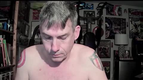 dix_handley_50 online show from 29, 10, 2025