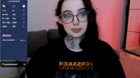 dixipixi_ online show from 6, 3, 2025
