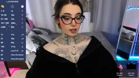 Snapshot of dixipixi_ chatting on 5, 2, 2026 dixipixi_ online show from 5, 2, 2026