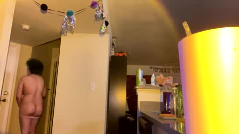 dizzinsweatyy online show from 6, 3, 2025