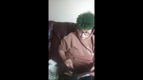 dizzinsweatyy online show from 3, 2, 2026