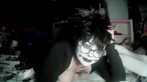 Snapshot of dizzinsweatyy chatting on 1, 6, 2026 dizzinsweatyy online show from 1, 6, 2026