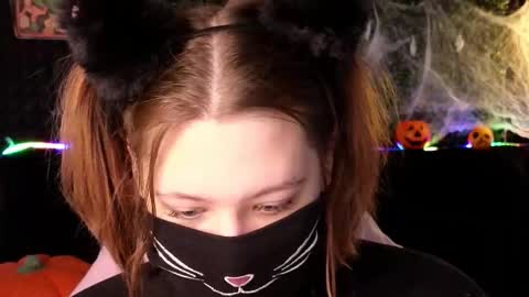 Snapshot of djennapalme chatting on 1, 11, 2025 Jenia online show from 1, 11, 2025