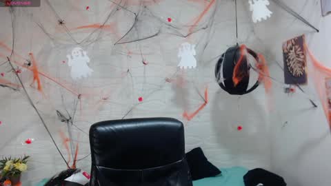 Snapshot of dmitrisanders1 chatting on 6, 12, 2024 Maybe in pvt online show from 6, 12, 2024