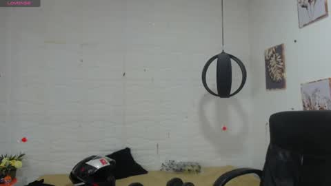 Snapshot of dmitrisanders1 chatting on 14, 12, 2024 Maybe in pvt online show from 14, 12, 2024