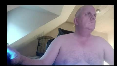 Snapshot of doggy2629 chatting on 19, 5, 2026 doggy2629 online show from 19, 5, 2026