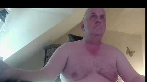 Snapshot of doggy2629 chatting on 31, 5, 2026 doggy2629 online show from 31, 5, 2026