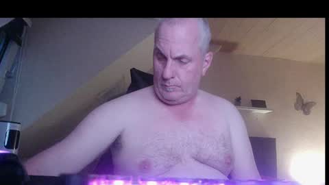 Snapshot of doggy2629 chatting on 1, 6, 2026 doggy2629 online show from 1, 6, 2026