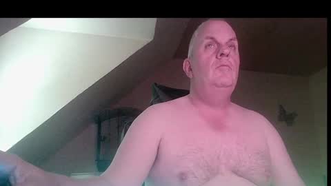 Snapshot of doggy2629 chatting on 7, 6, 2026 doggy2629 online show from 7, 6, 2026