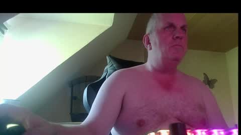 Snapshot of doggy2629 chatting on 24, 6, 2026 doggy2629 online show from 24, 6, 2026