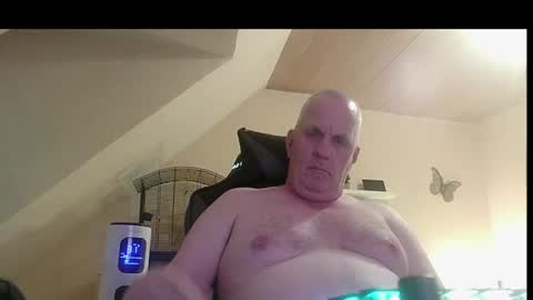 Snapshot of doggy2629 chatting on 1, 7, 2026 doggy2629 online show from 1, 7, 2026