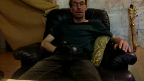 Snapshot of dogstarmanitee chatting on 5, 10, 2025 dogstarmanitee online show from 5, 10, 2025