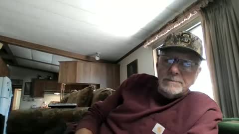 Snapshot of doingmyself69 chatting on 16, 9, 2025 doingmyself69 online show from 16, 9, 2025