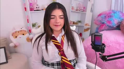 Snapshot of dolce_antonellaa chatting on 3, 3, 2026 antonella online show from 3, 3, 2026