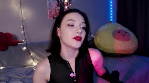 Snapshot of doll1_maiya chatting on 6, 2, 2026 doll1_maiya online show from 6, 2, 2026