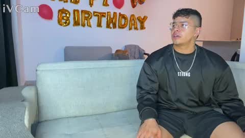 Auro and Santiago online show from 18, 4, 2026