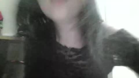 doll_dollys_ online show from 31, 3, 2026