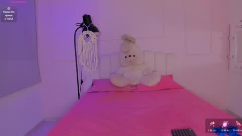 doll_isa_ online show from 17, 4, 2026