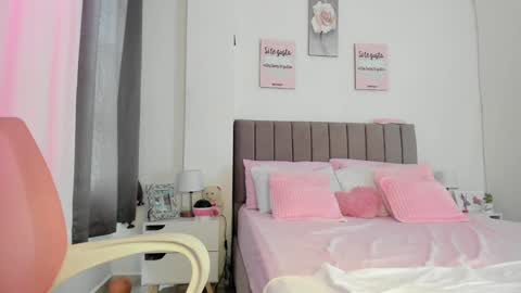 Snapshot of doll_oriana chatting on 4, 12, 2024 doll_oriana online show from 4, 12, 2024