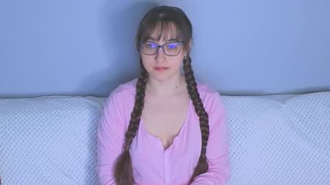 Tessa online show from 9, 3, 2026