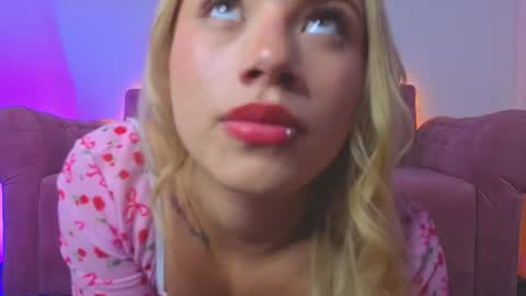 Snapshot of dollfaceink chatting on 9, 5, 2026 DollFaceInk online show from 9, 5, 2026