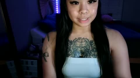 DOLLLFACE online show from 19, 12, 2024