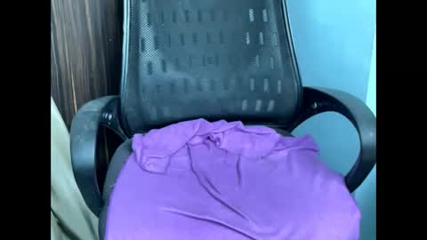 dollmeenu online show from 5, 2, 2026